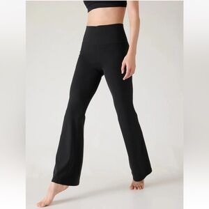 Athleta Salutation Stash Flare Pant